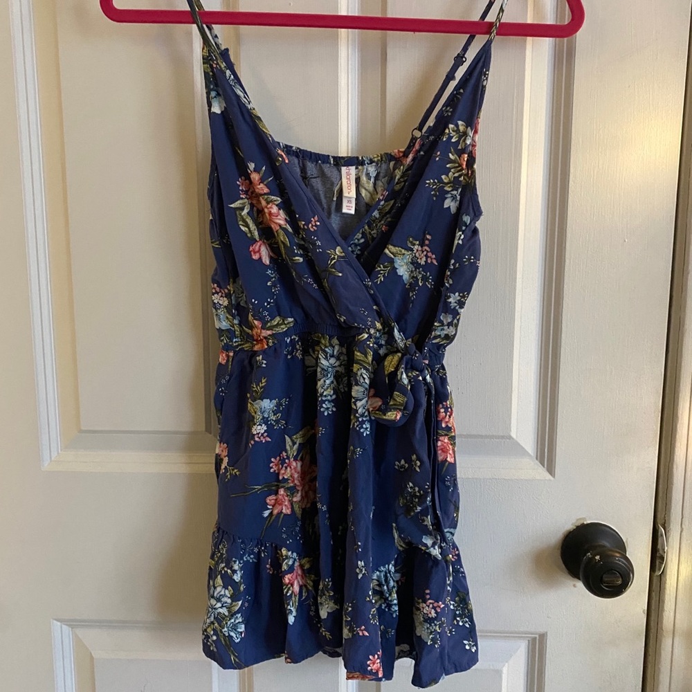 Target floral blue romper size XS